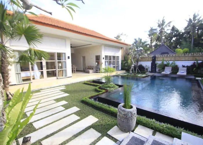 Villa Rumah Lumbung *